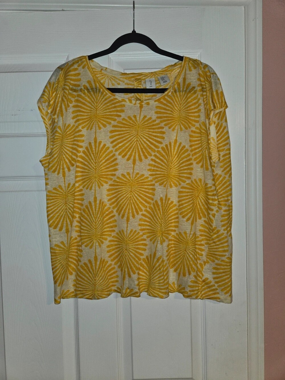 Joie Yellow Palm Leaf Print 100% Linen Button-Back Top